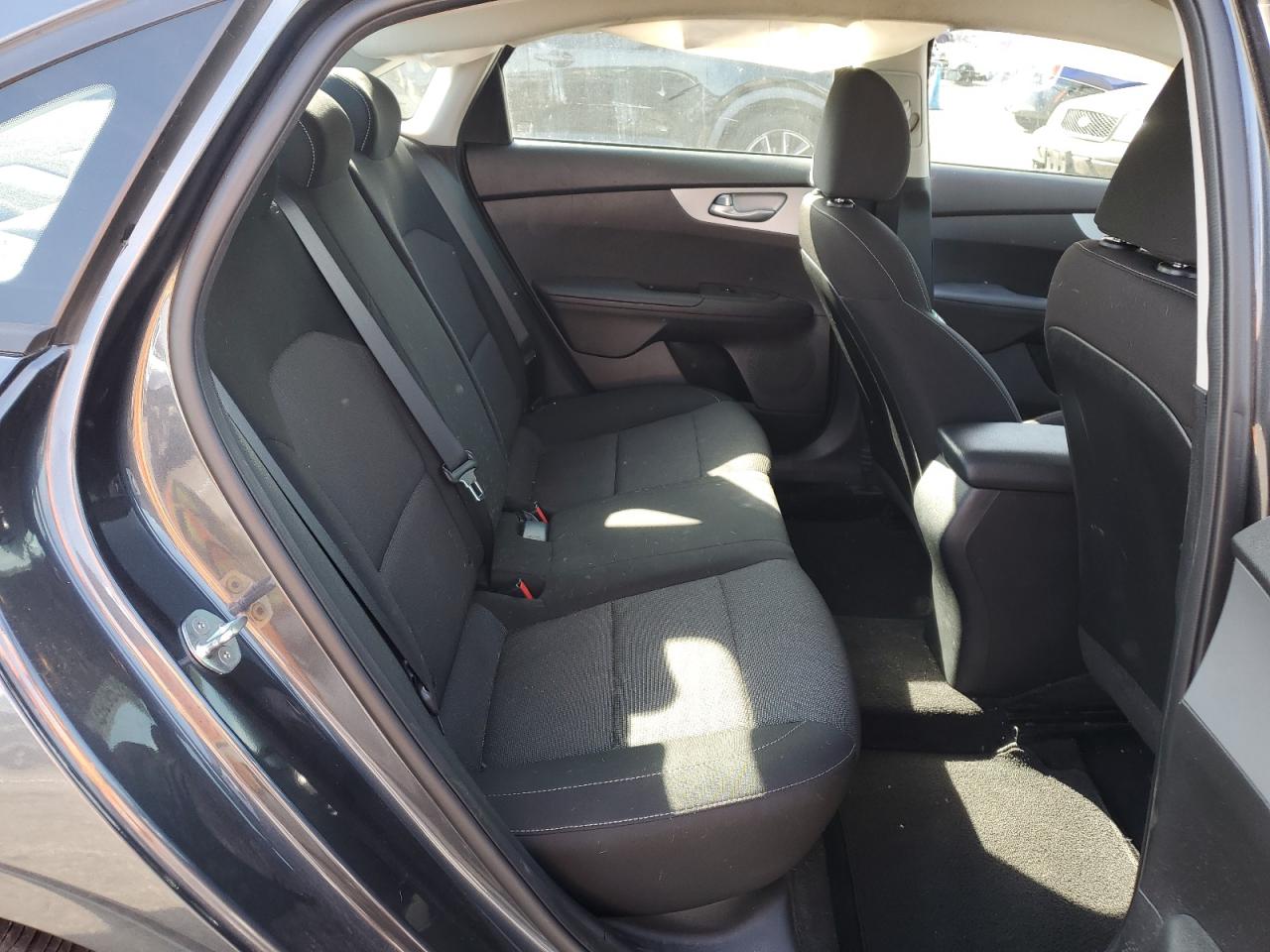 2023 Kia Forte Lx VIN: 3KPF24AD4PE554981 Lot: 45909535