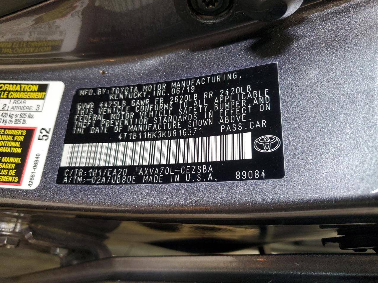 2019 Toyota Camry - Image 12