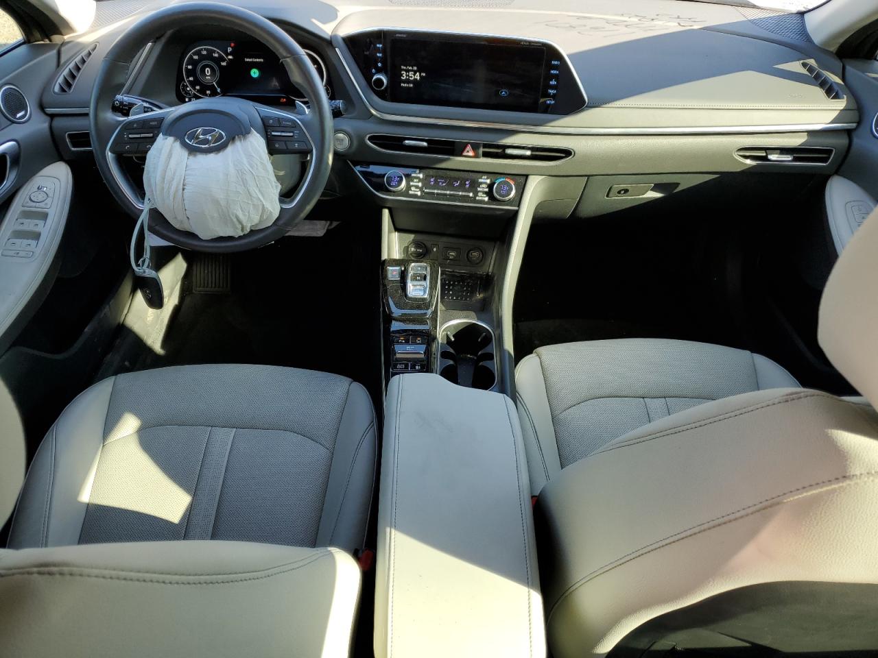 2022 Hyundai Sonata - Image 8
