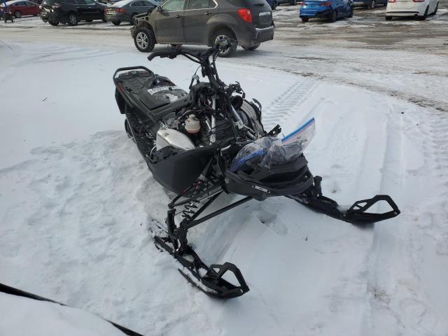 2023 Skidoo Renegade