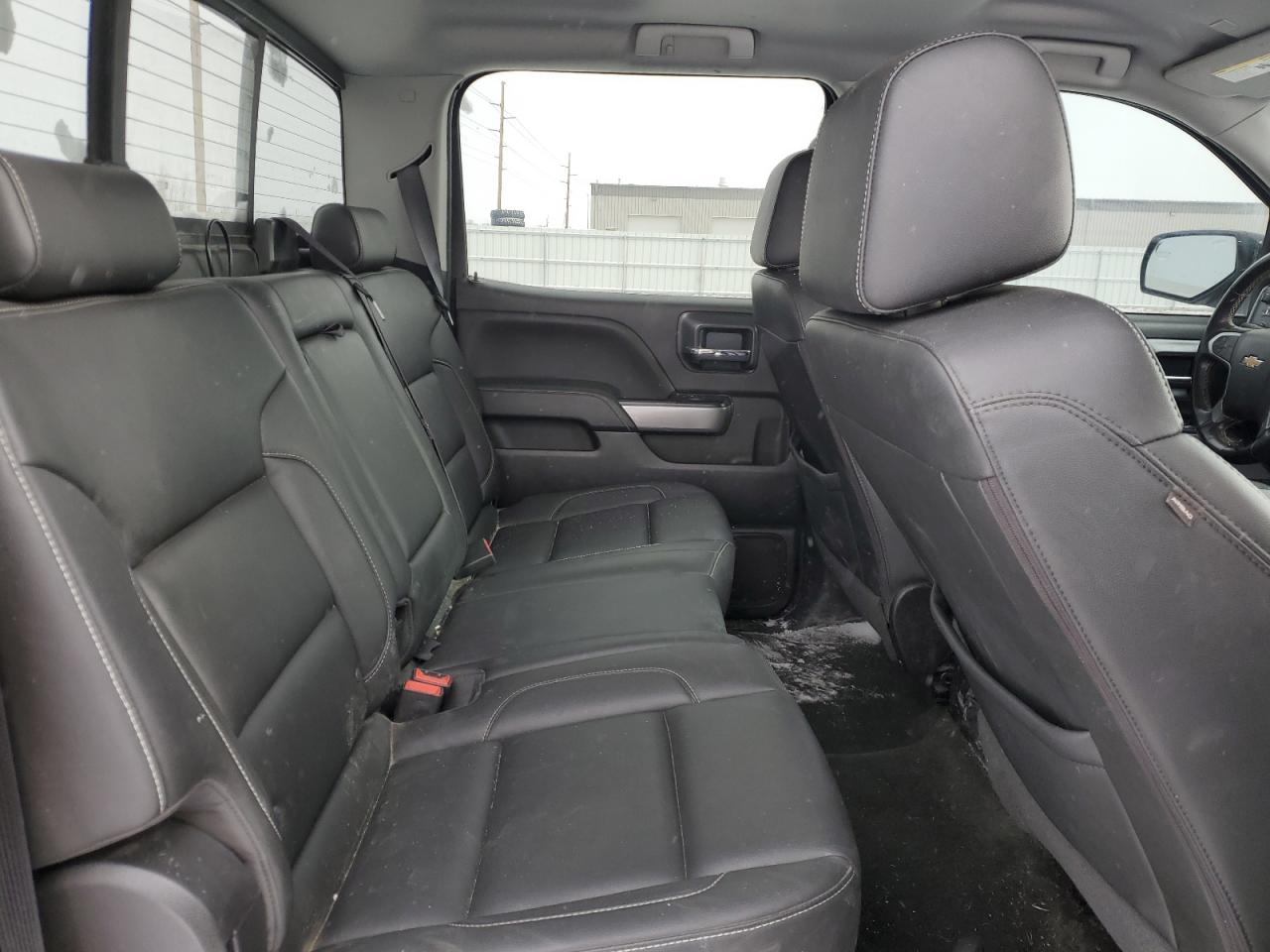 2018 Chevrolet Silverado - Image 10