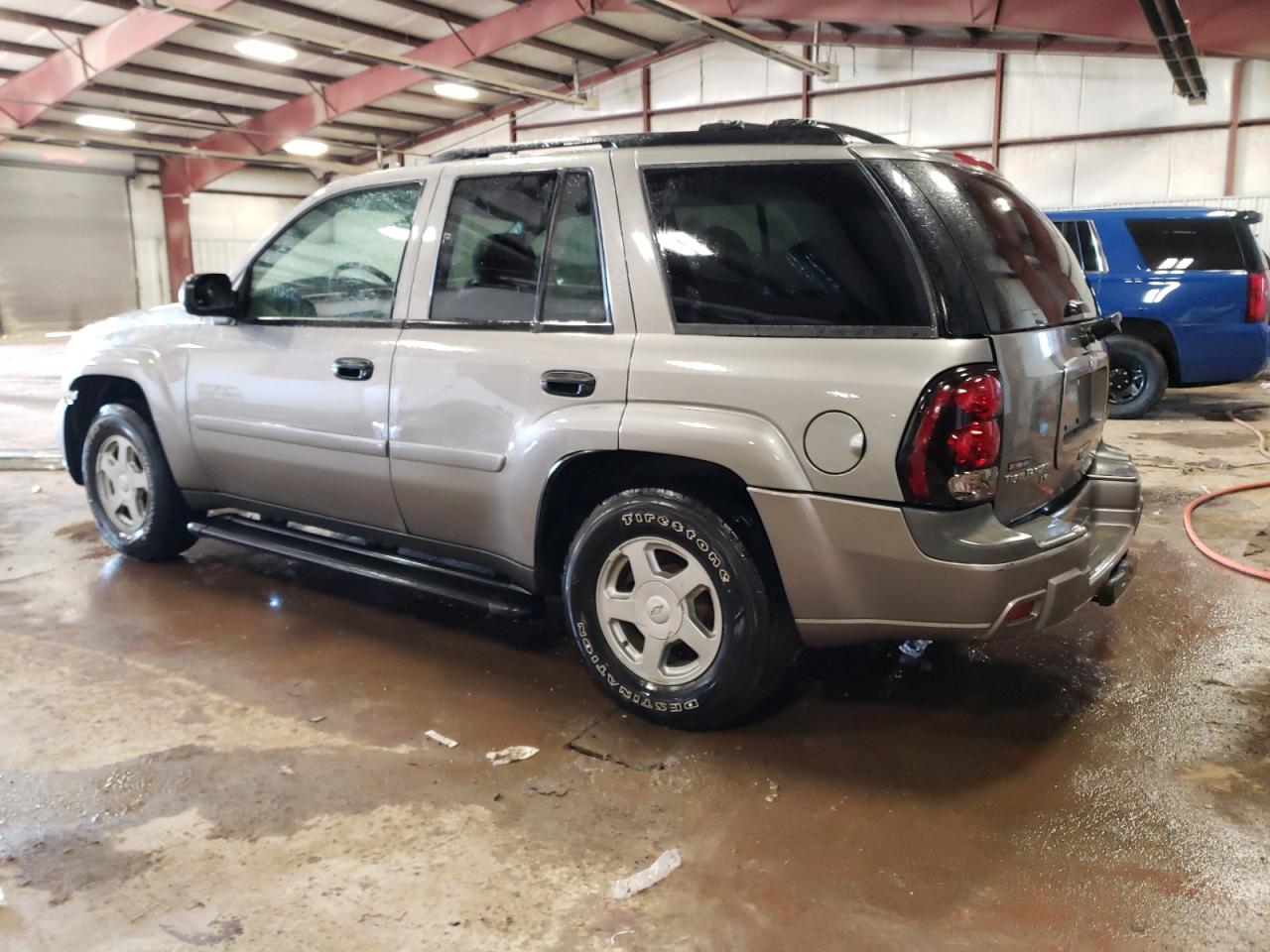 2007 Chevrolet TrailBlazer - Image 2