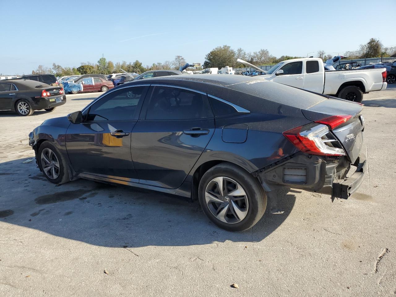 2019 Honda Civic - Image 2