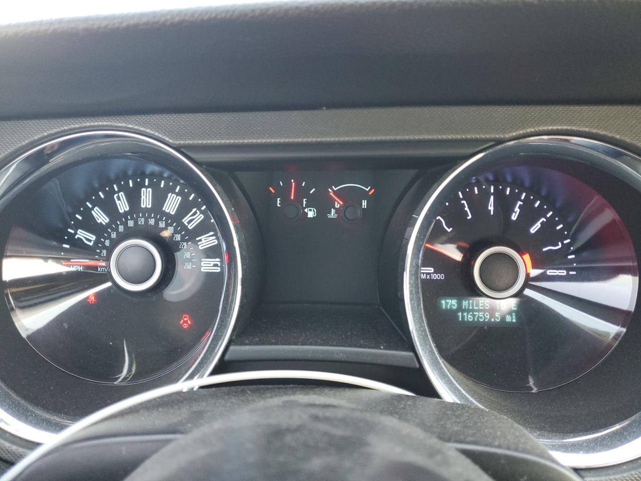 2014 Ford Mustang - Image 9