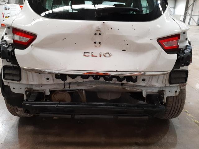 2019 RENAULT CLIO PLAY