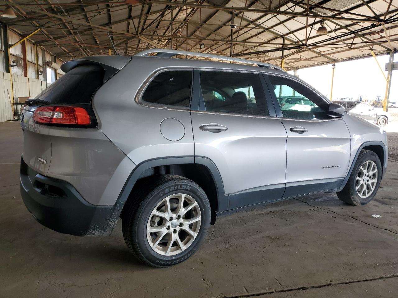 2018 Jeep Grand Cherokee - Image 3