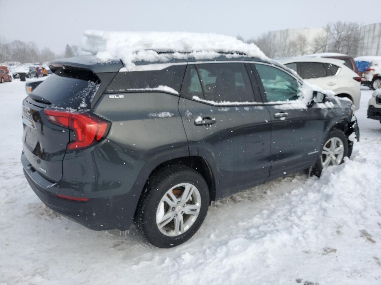 2020 GMC Terrain - Image 3