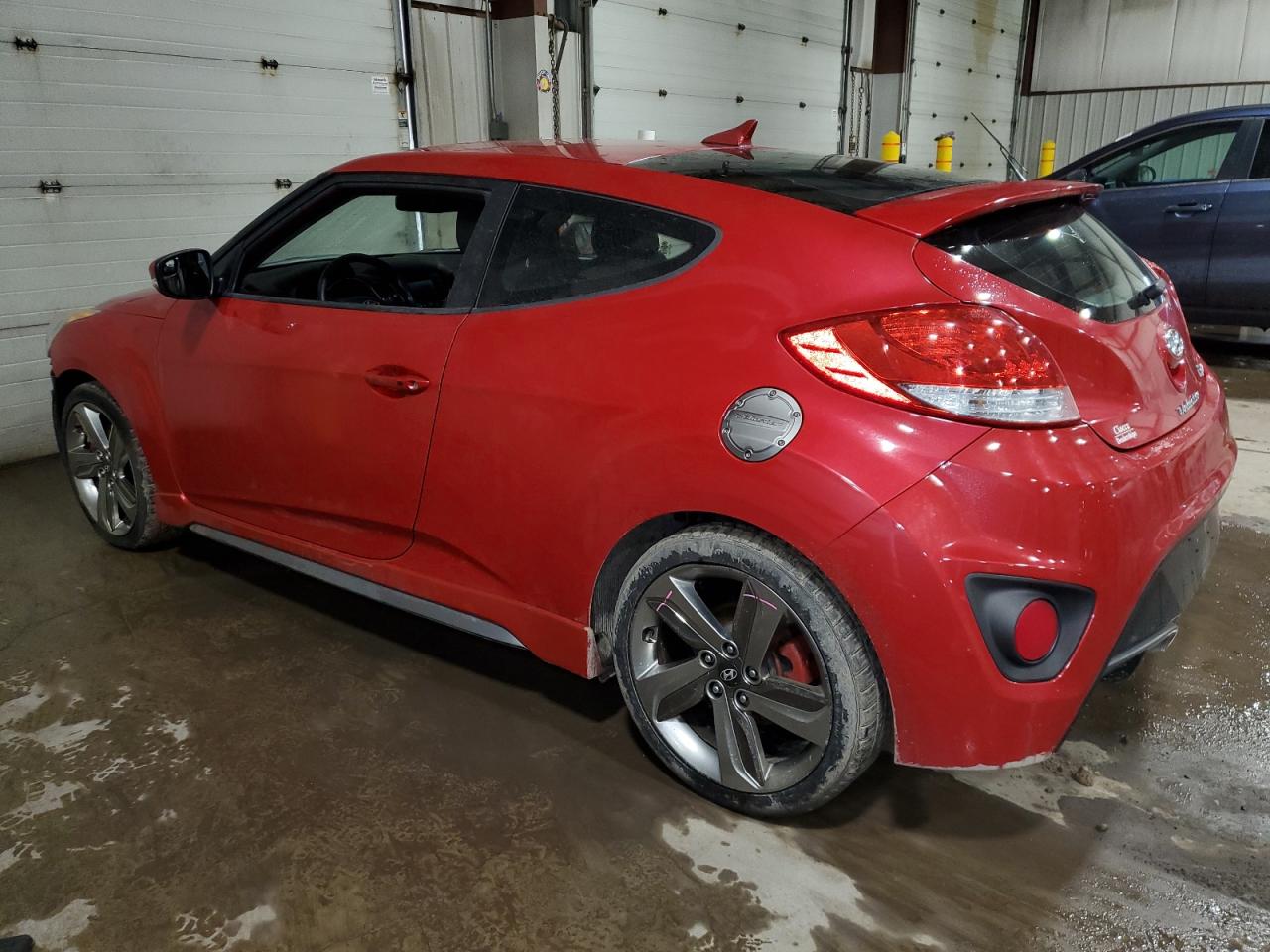2014 Hyundai Veloster - Image 2
