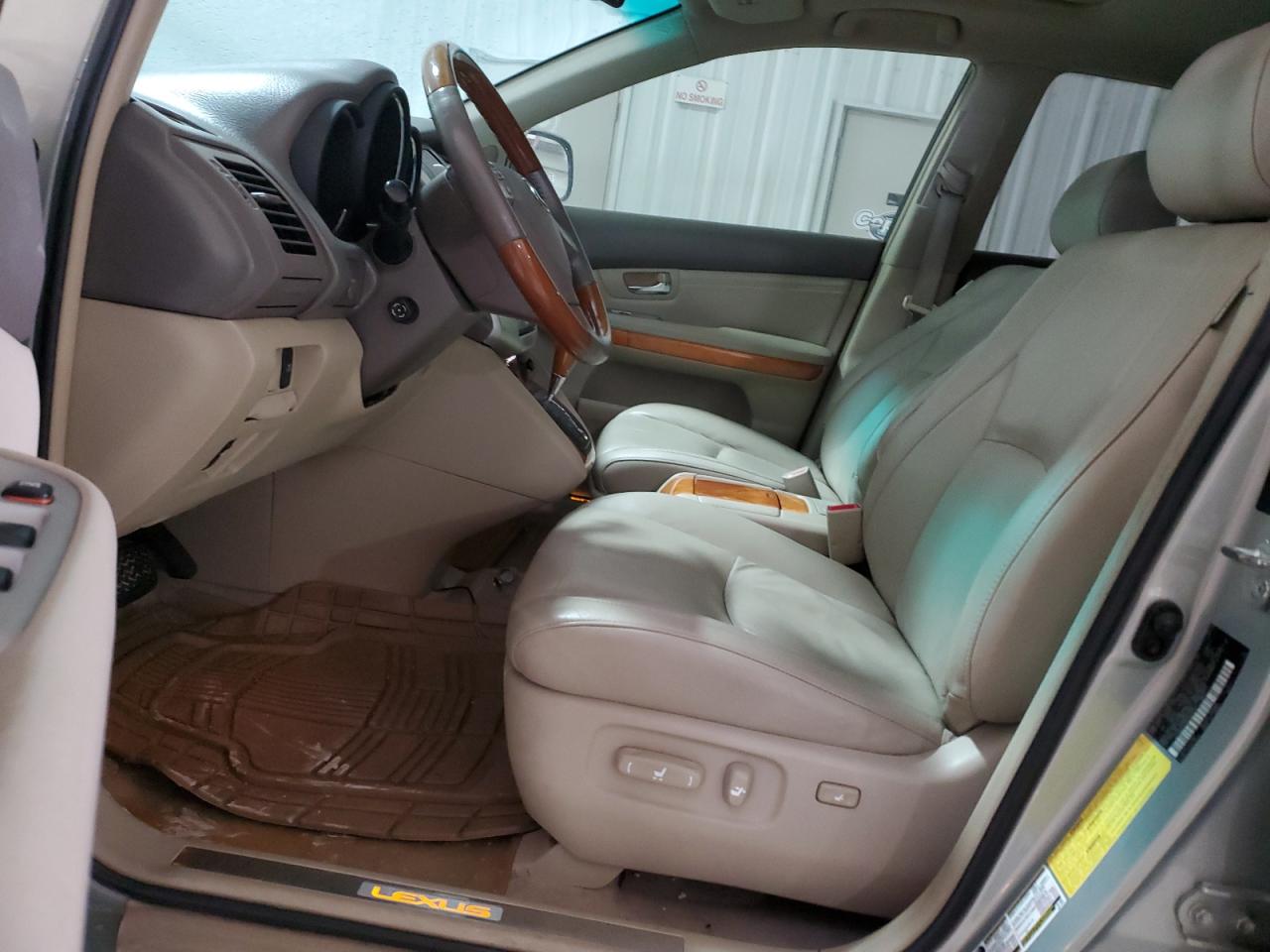 2005 Lexus RX - Image 7