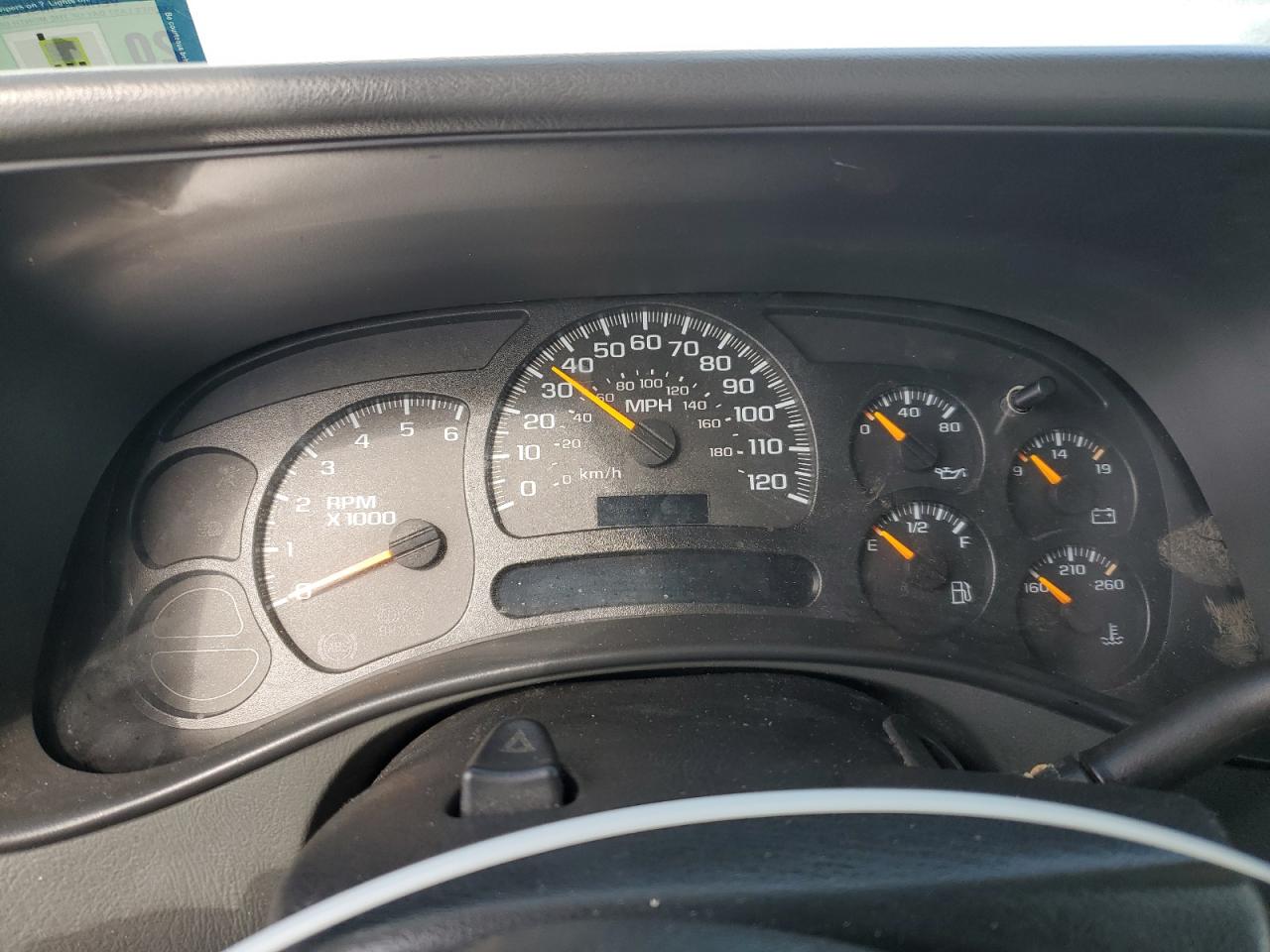 2005 Chevrolet Silverado - Image 9