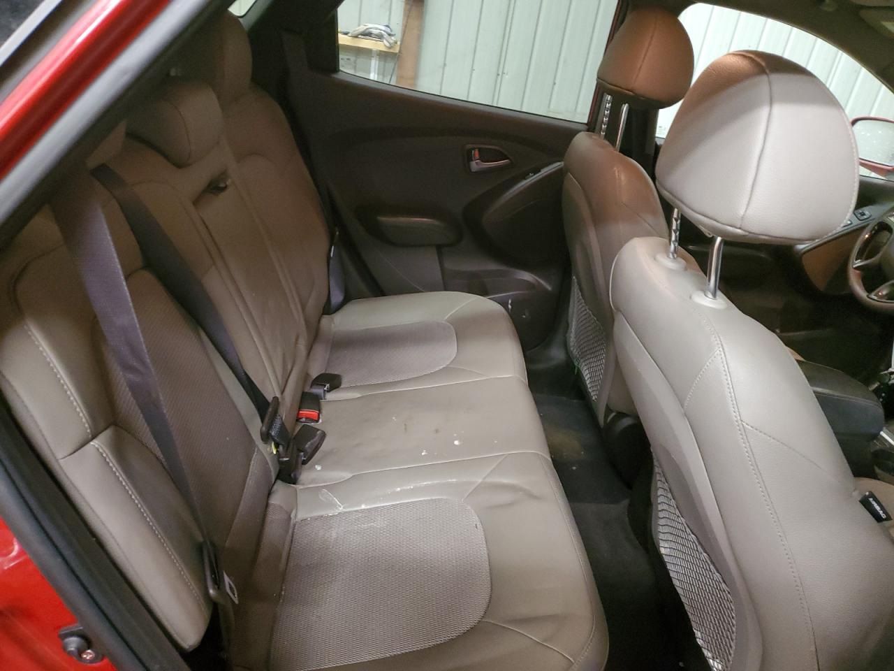 2015 Hyundai Tucson - Image 11