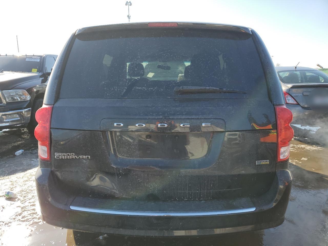 2013 Dodge Caravan - Image 6