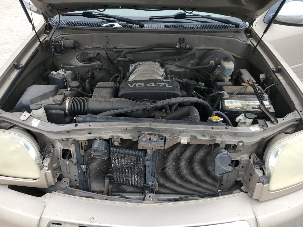 2004 Toyota Tundra - Image 12
