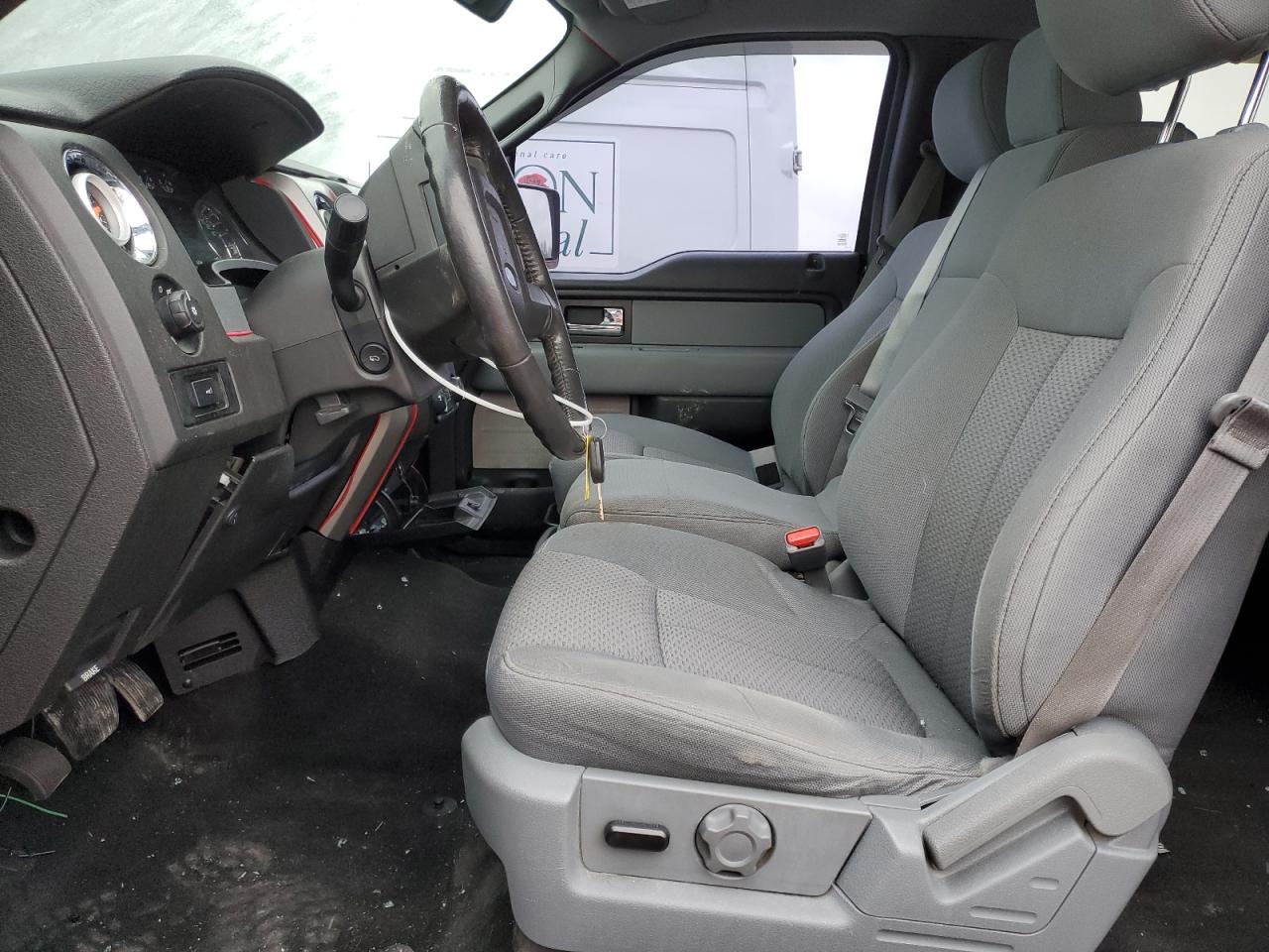2013 Ford F-150 - Image 7