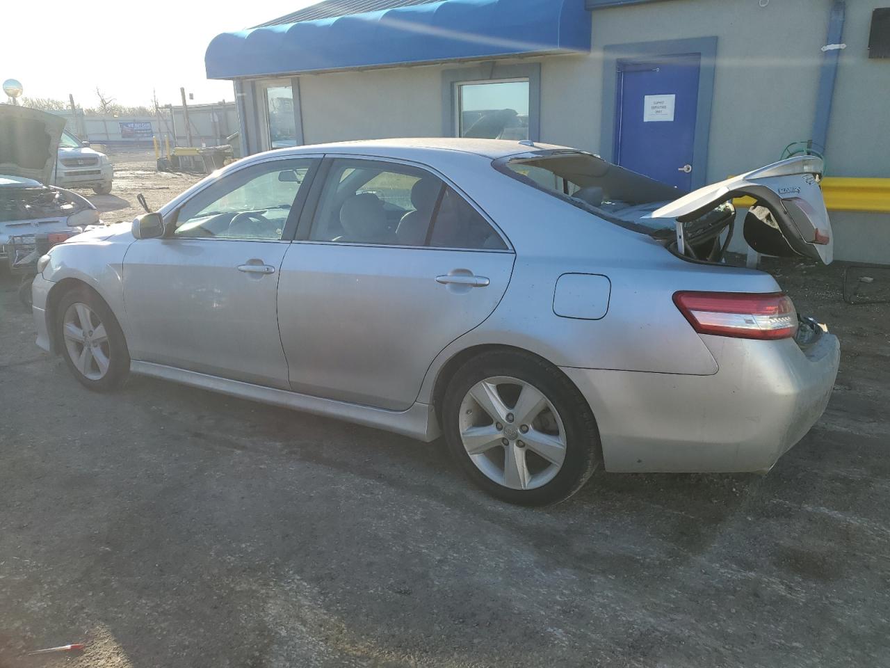2011 Toyota Camry - Image 2