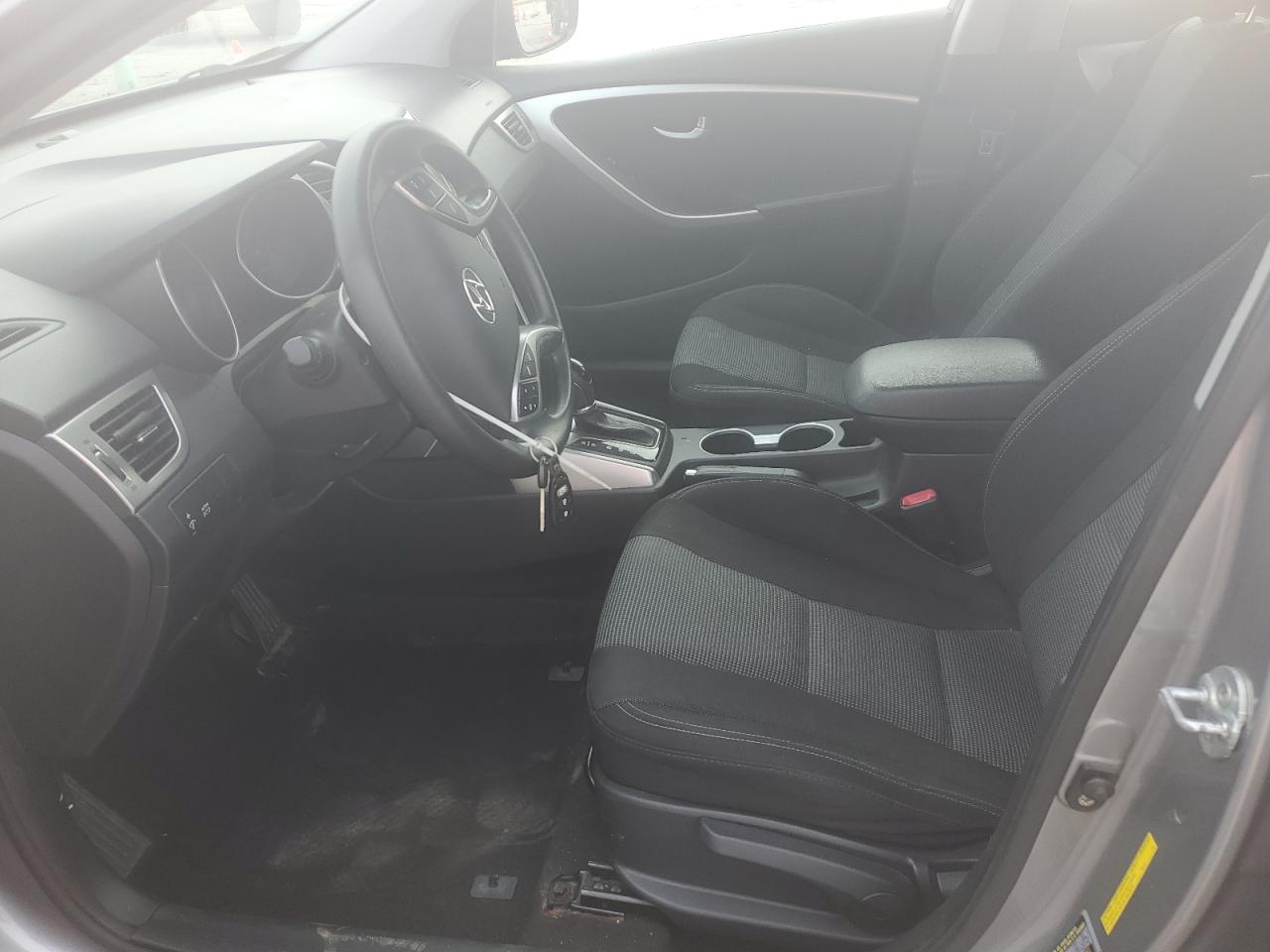 2014 Hyundai Elantra - Image 7