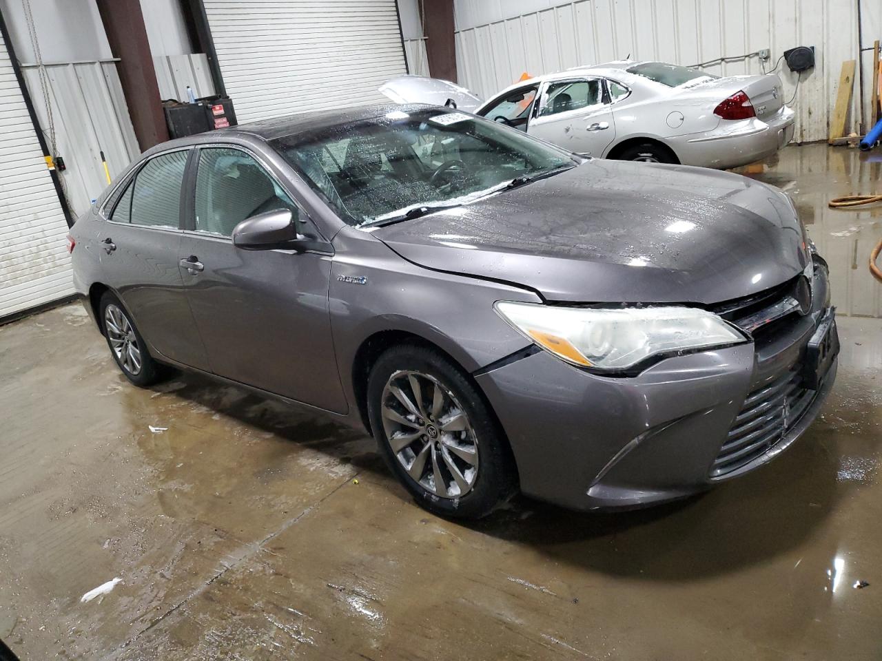 2015 Toyota Camry - Image 4