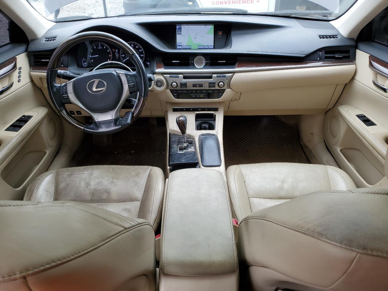 2014 Lexus ES - Image 8