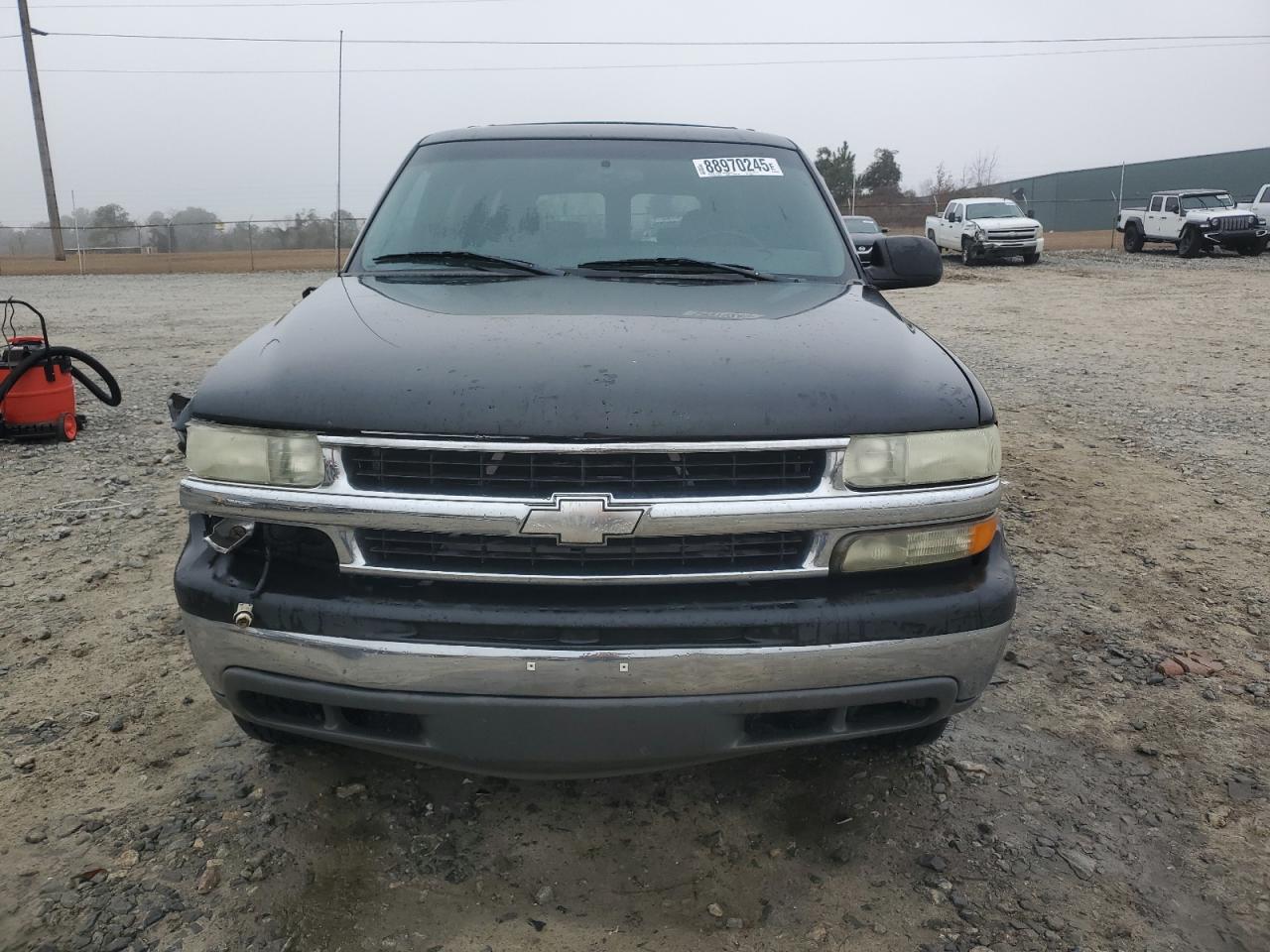 2002 Chevrolet Suburban - Image 5