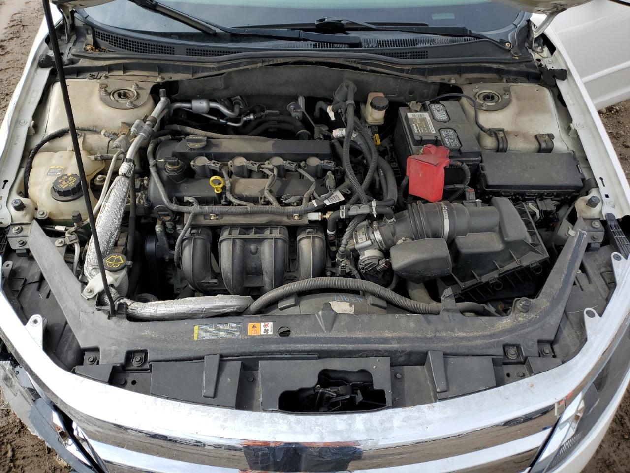 2010 Ford Fusion - Image 12