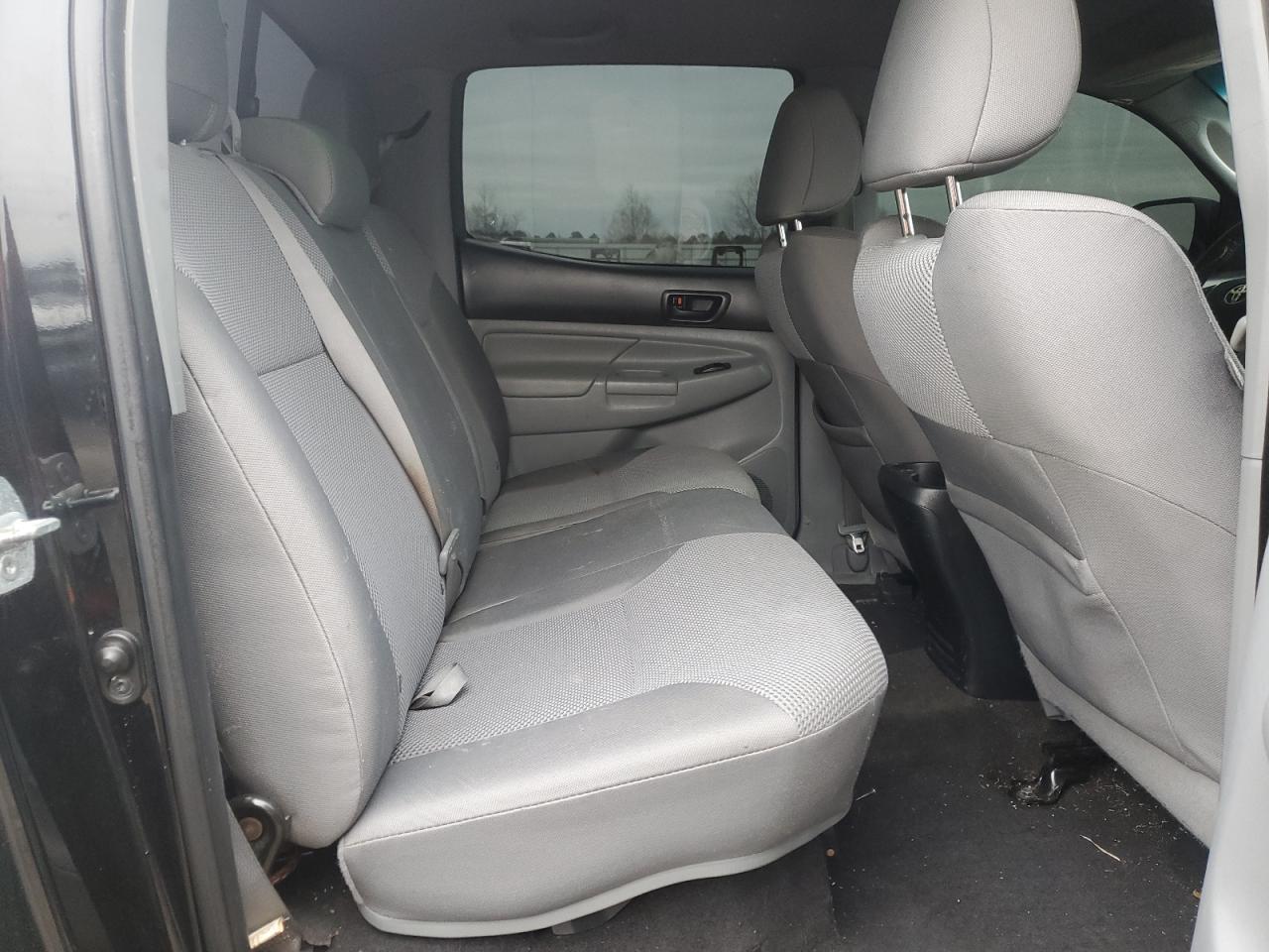 2012 Toyota Tacoma - Image 10