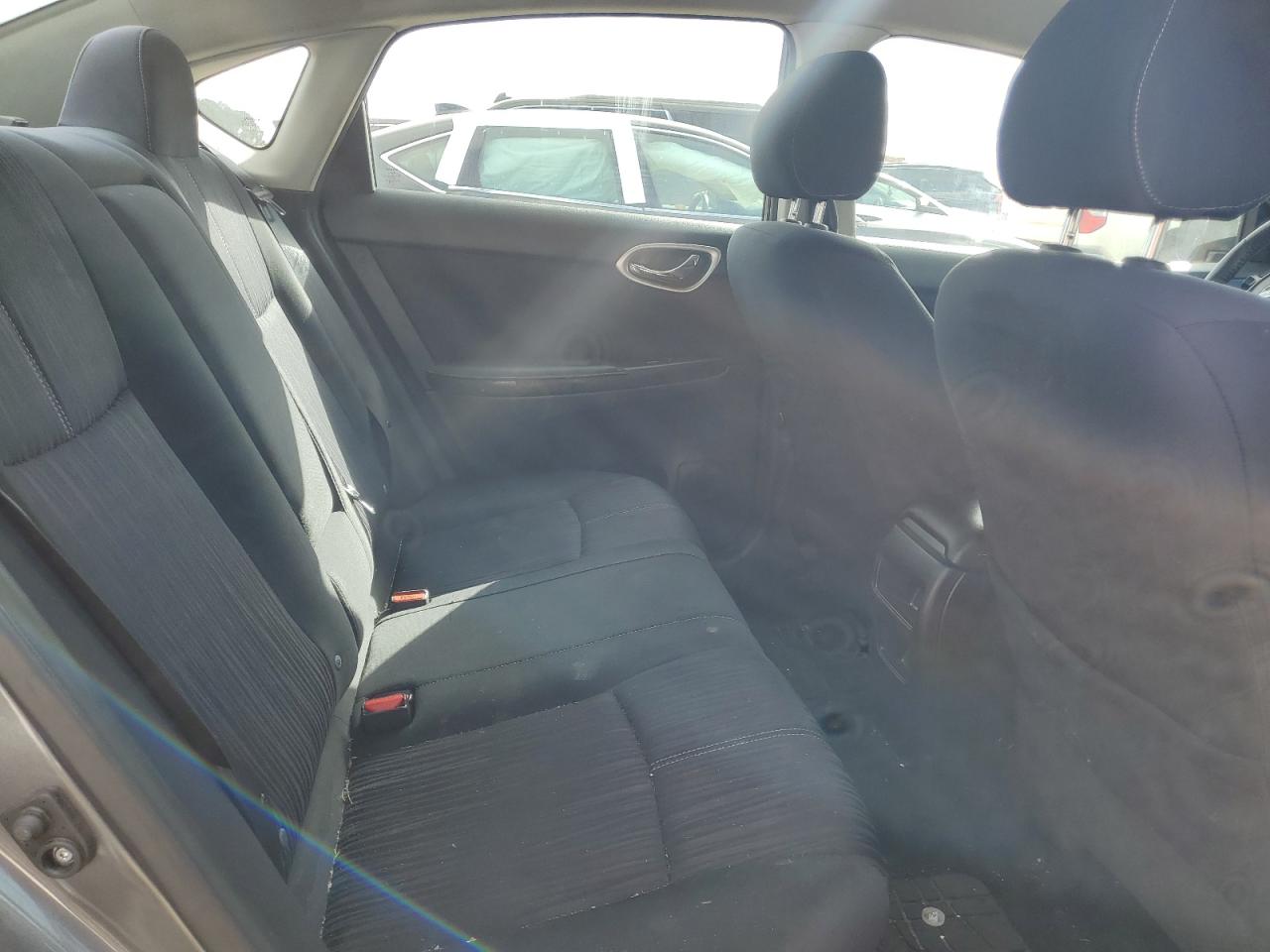 2016 Nissan Sentra - Image 10