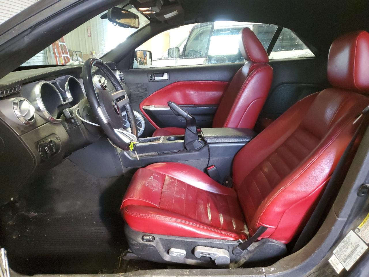 2007 Ford Mustang - Image 7