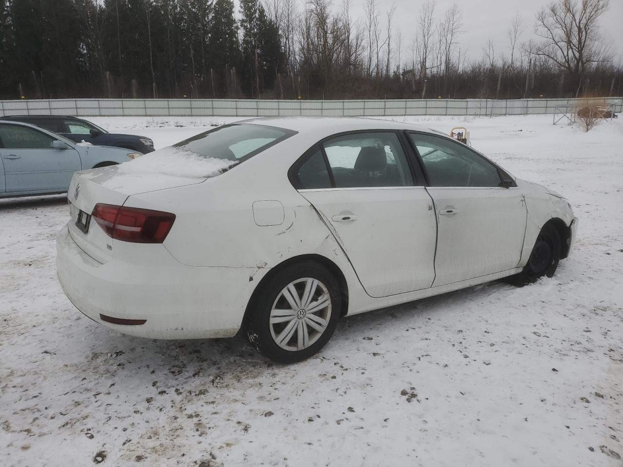2017 Volkswagen Jetta - Image 3