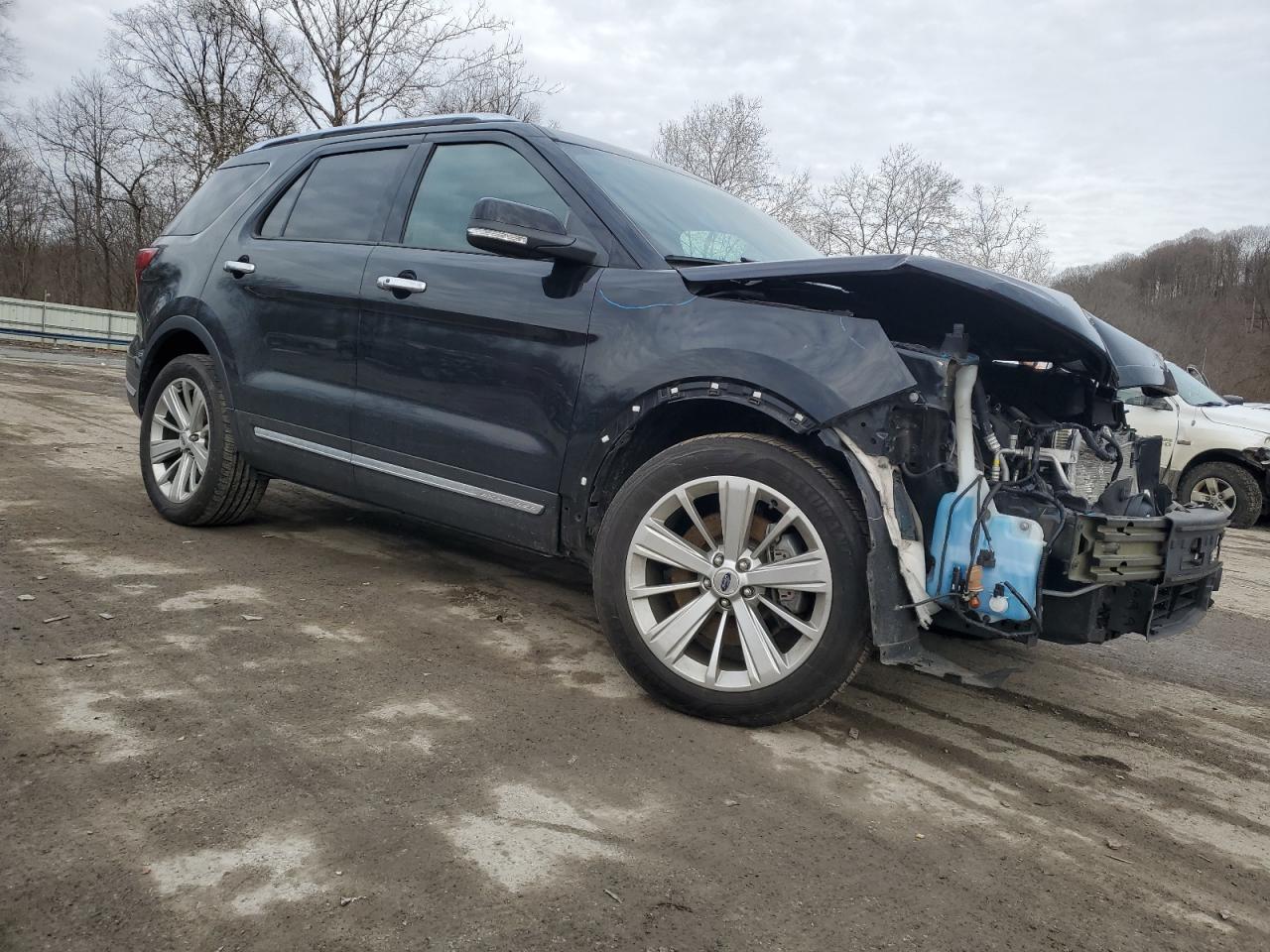 2018 Ford Explorer - Image 4