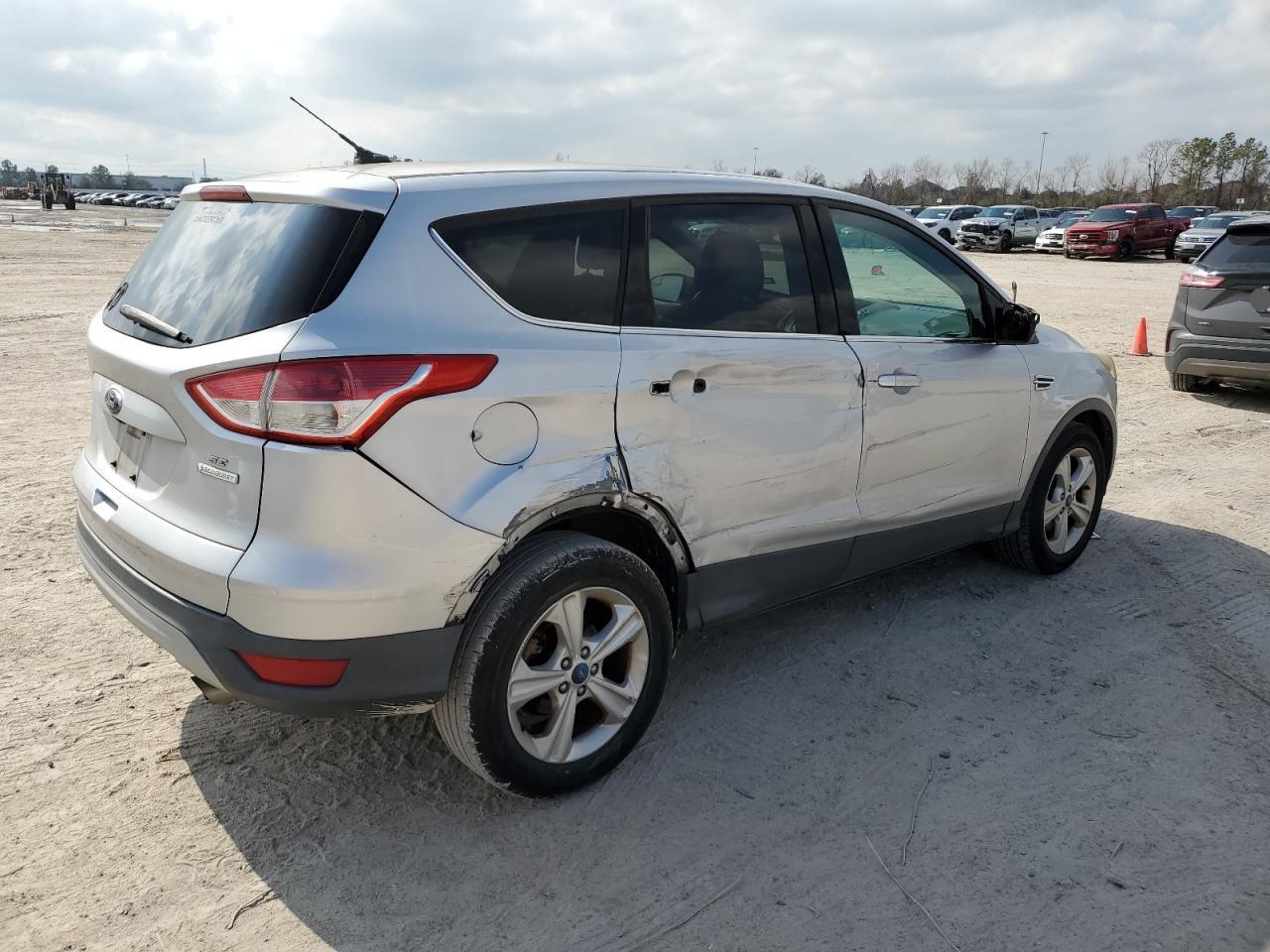 2014 Ford Escape - Image 3