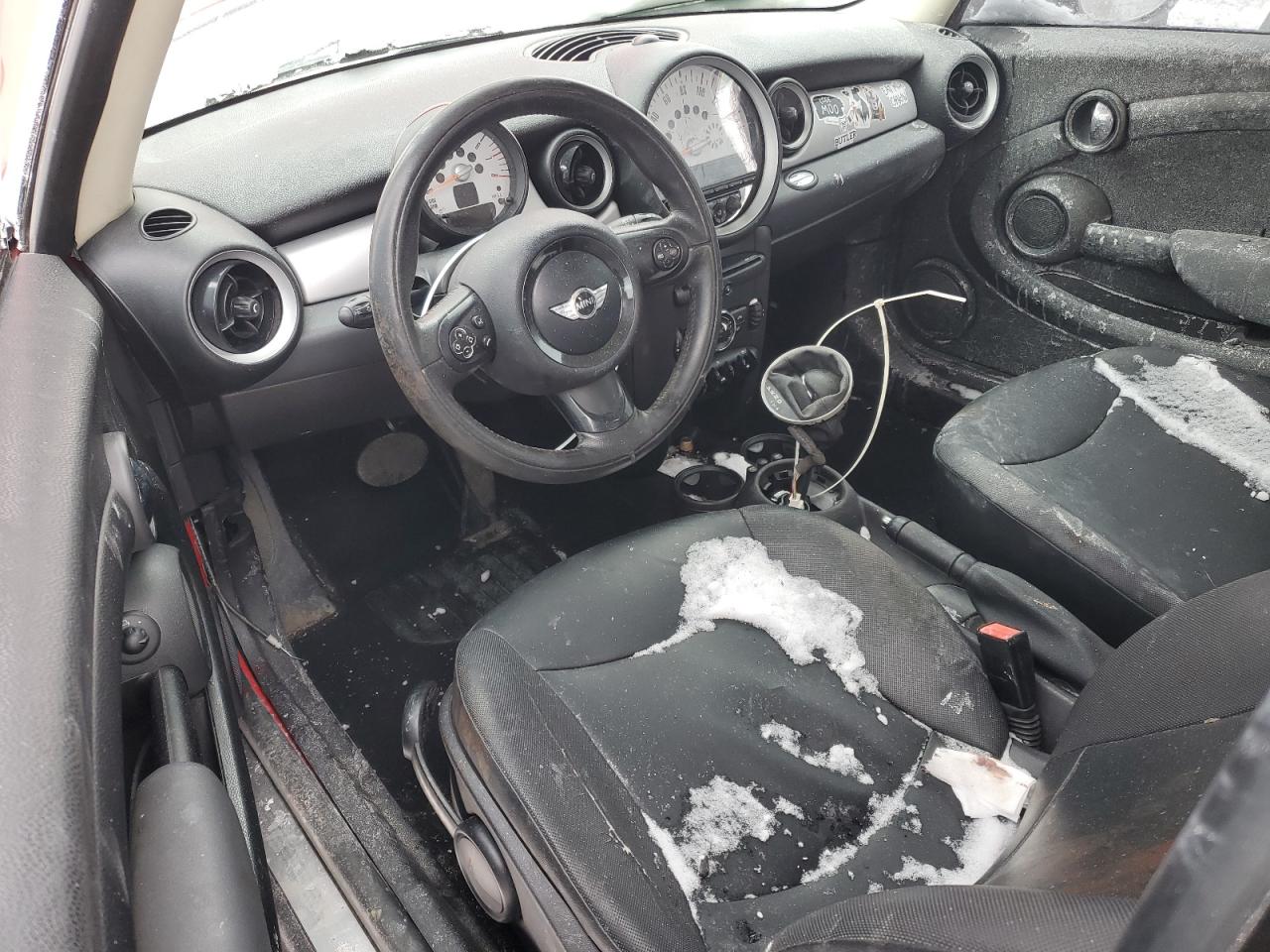 2011 MINI Cooper - Image 8