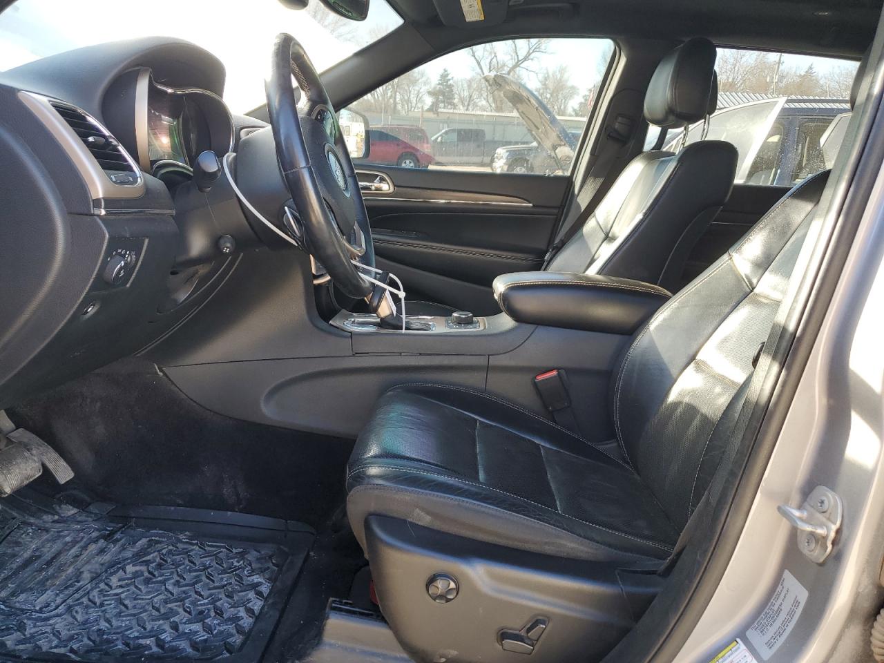 2017 Jeep Grand Cherokee - Image 7