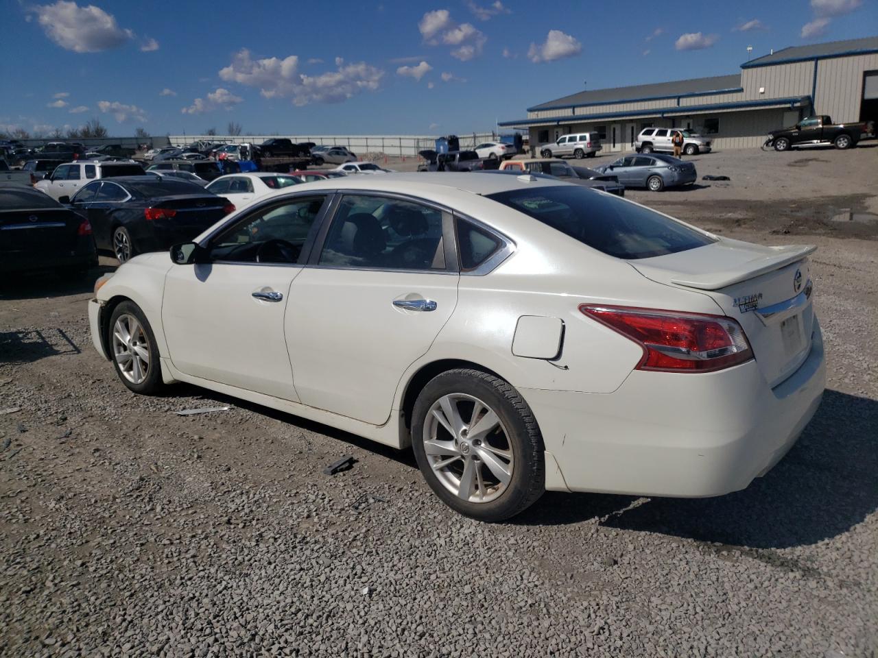 2013 Nissan Altima - Image 2