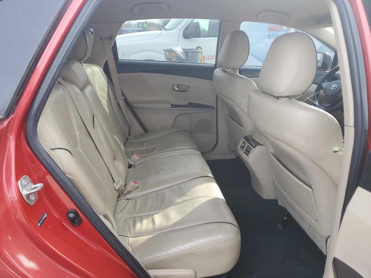 2009 Toyota Venza - Image 11
