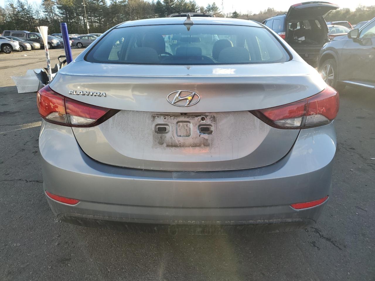 2015 Hyundai Elantra Se VIN: 5NPDH4AE7FH600876 Lot: 43415215