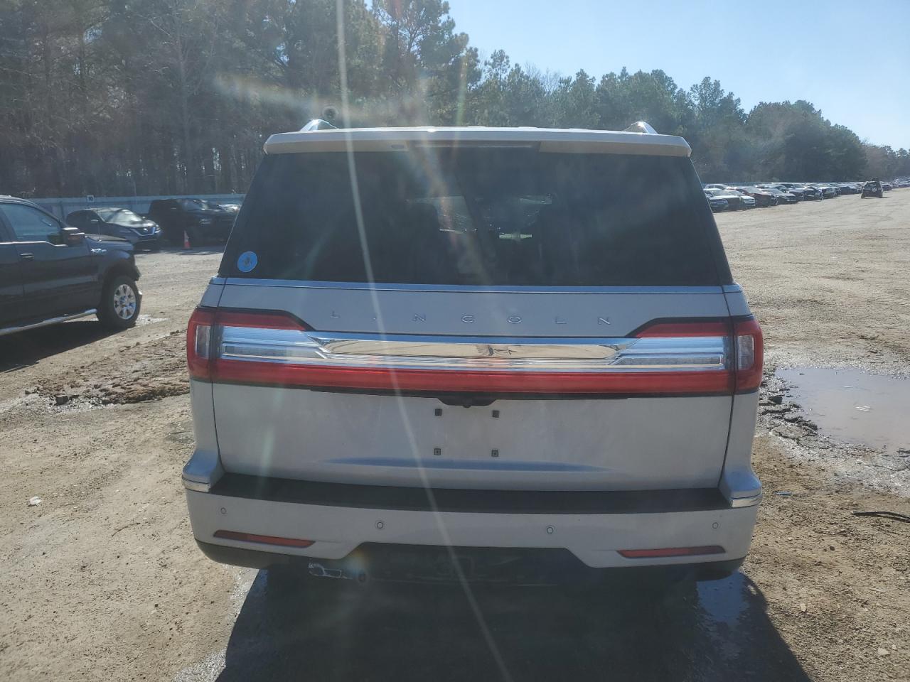 2020 Lincoln Navigator L Reserve VIN: 5LMJJ3LT1LEL17438 Lot: 47093165