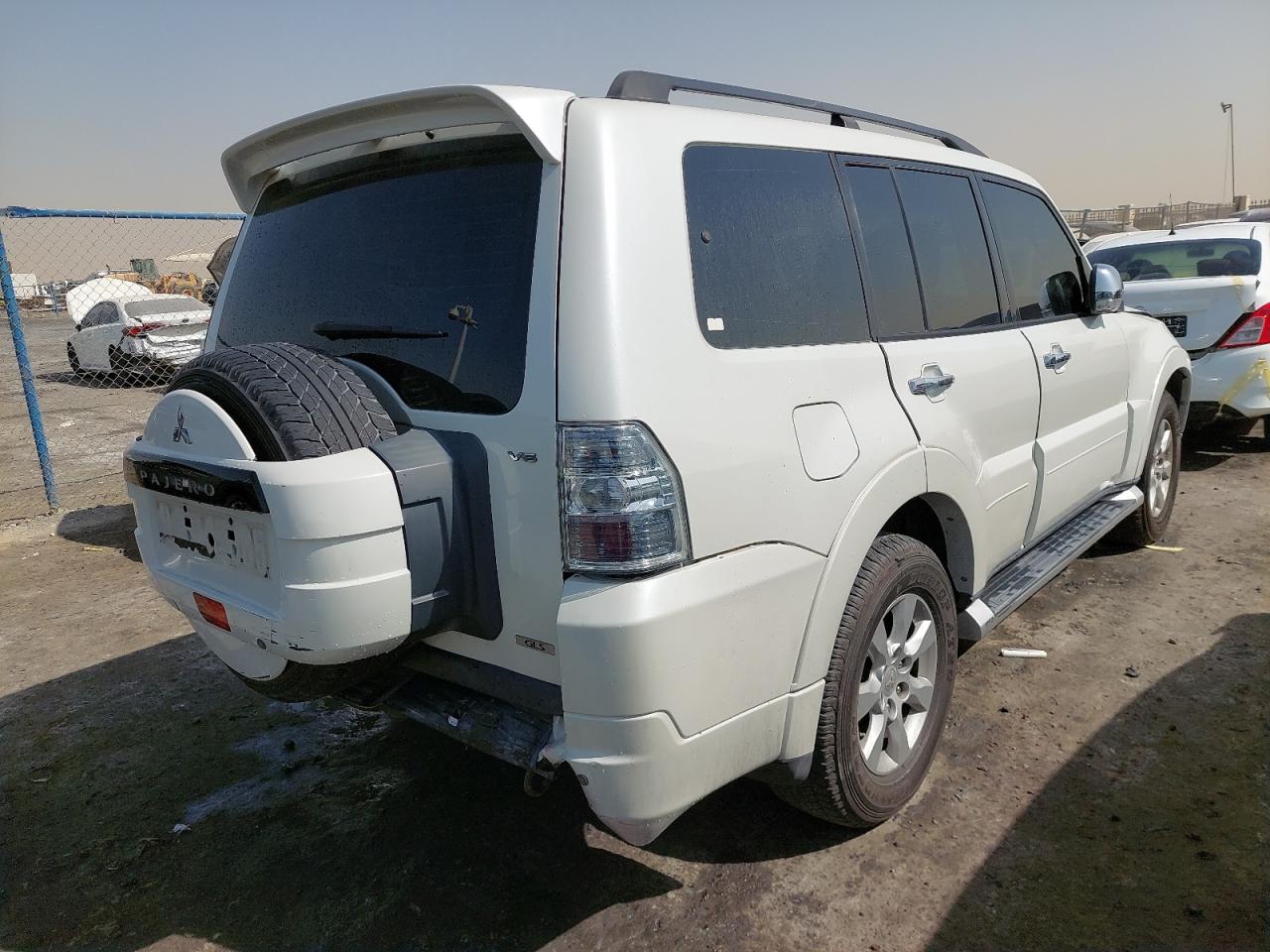 JMYLRV95WBJ705287 - 2011 Mitsubishi Pajero - #44866275