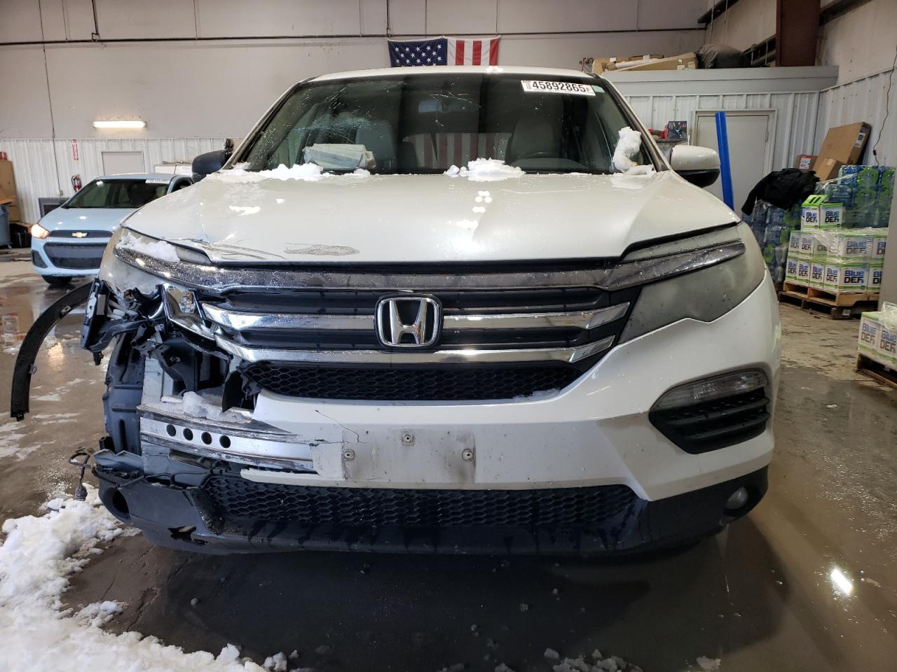 2016 Honda Pilot - Image 5