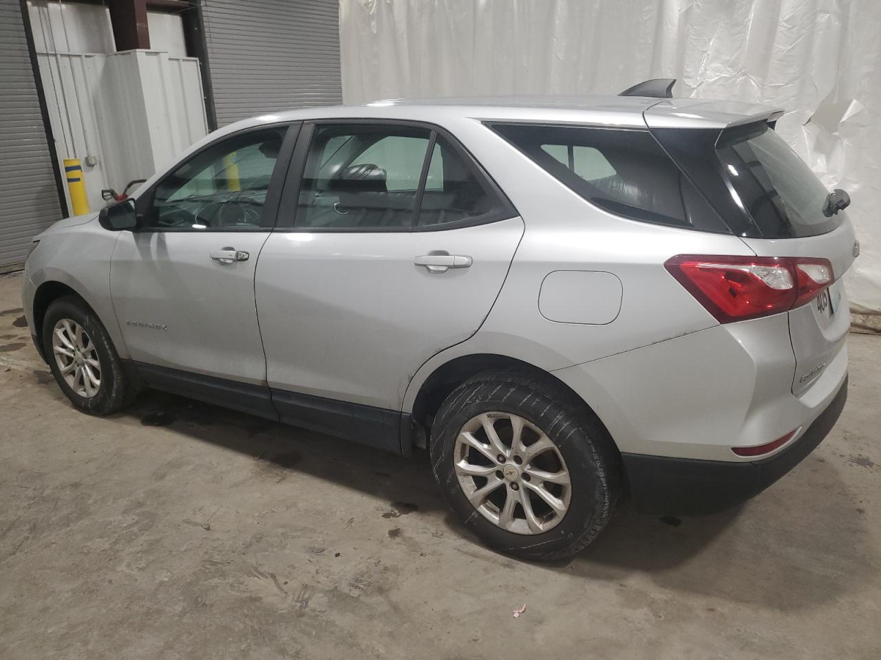 2020 Chevrolet Equinox - Image 2