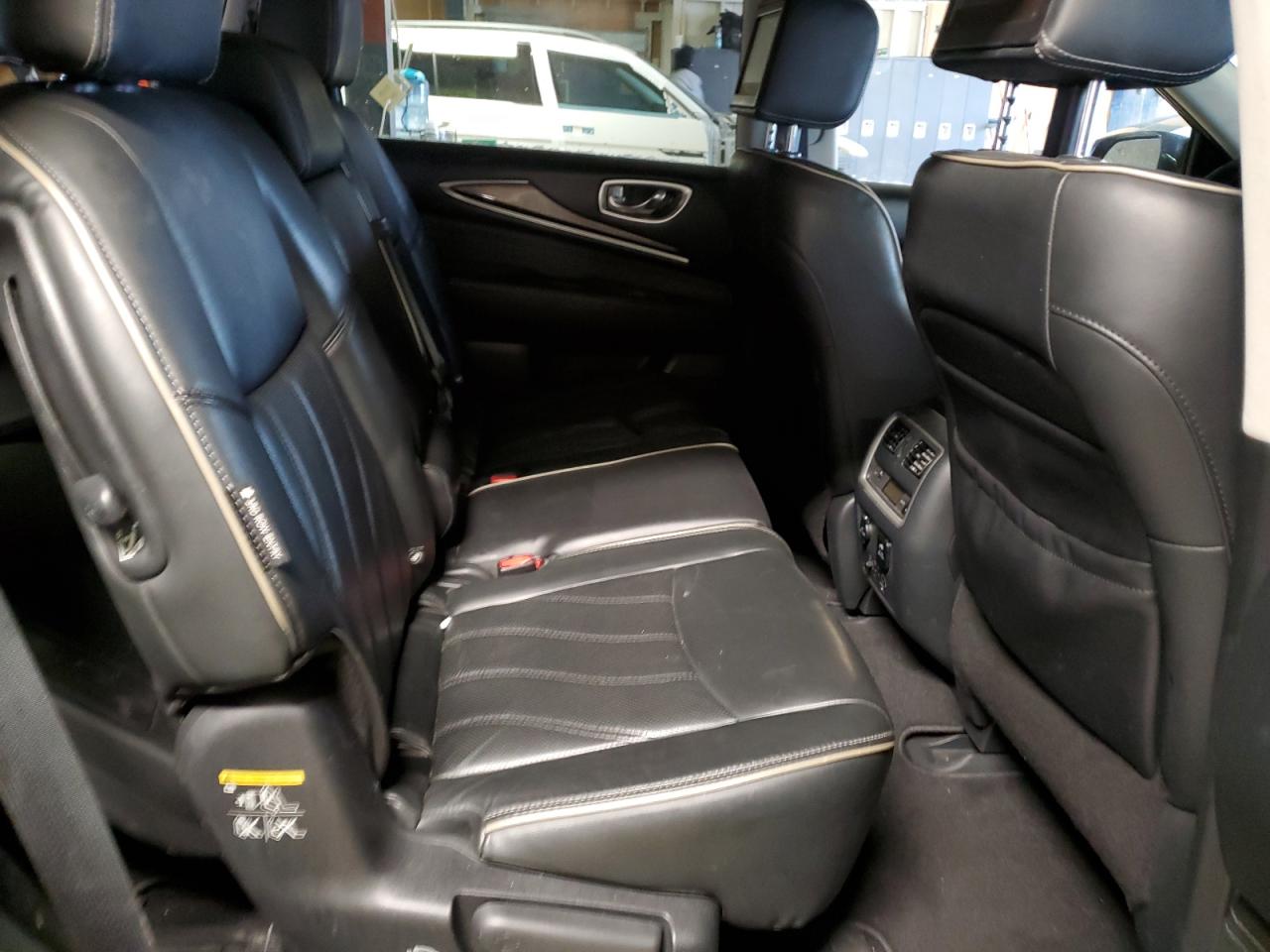 2019 Infiniti QX60 - Image 11