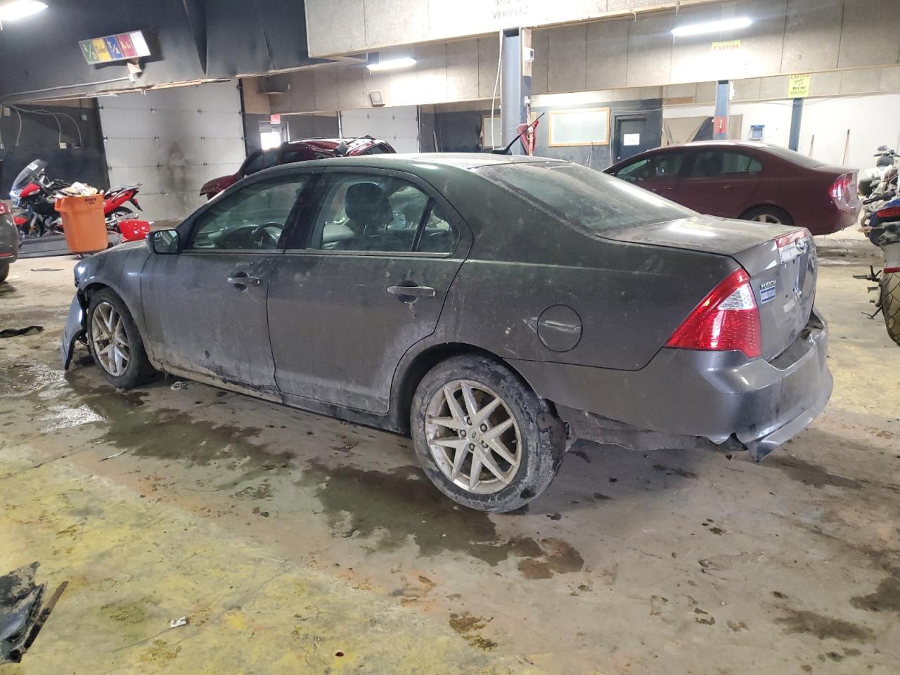 2012 Ford Fusion - Image 2