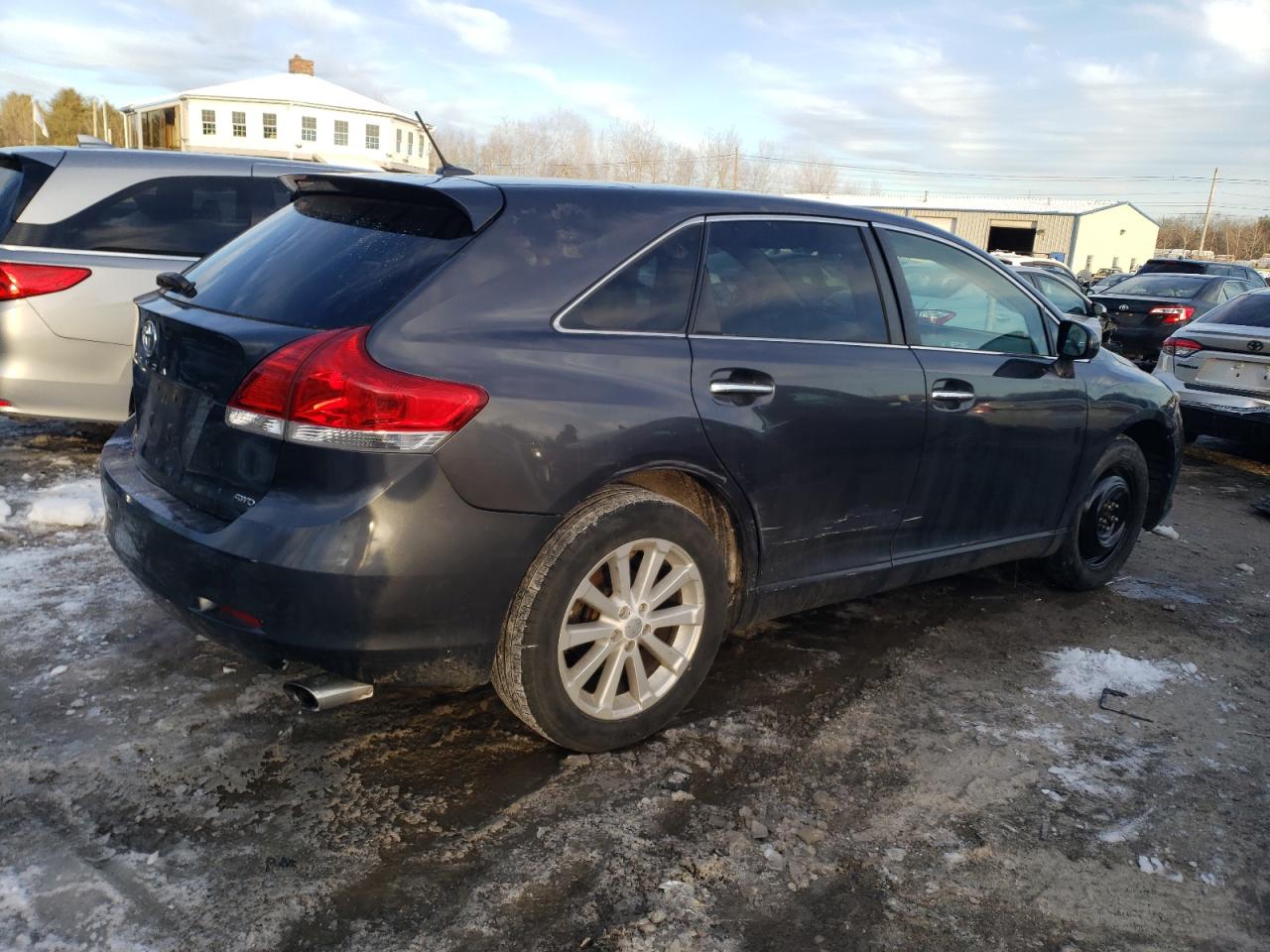 2010 Toyota Venza - Image 3