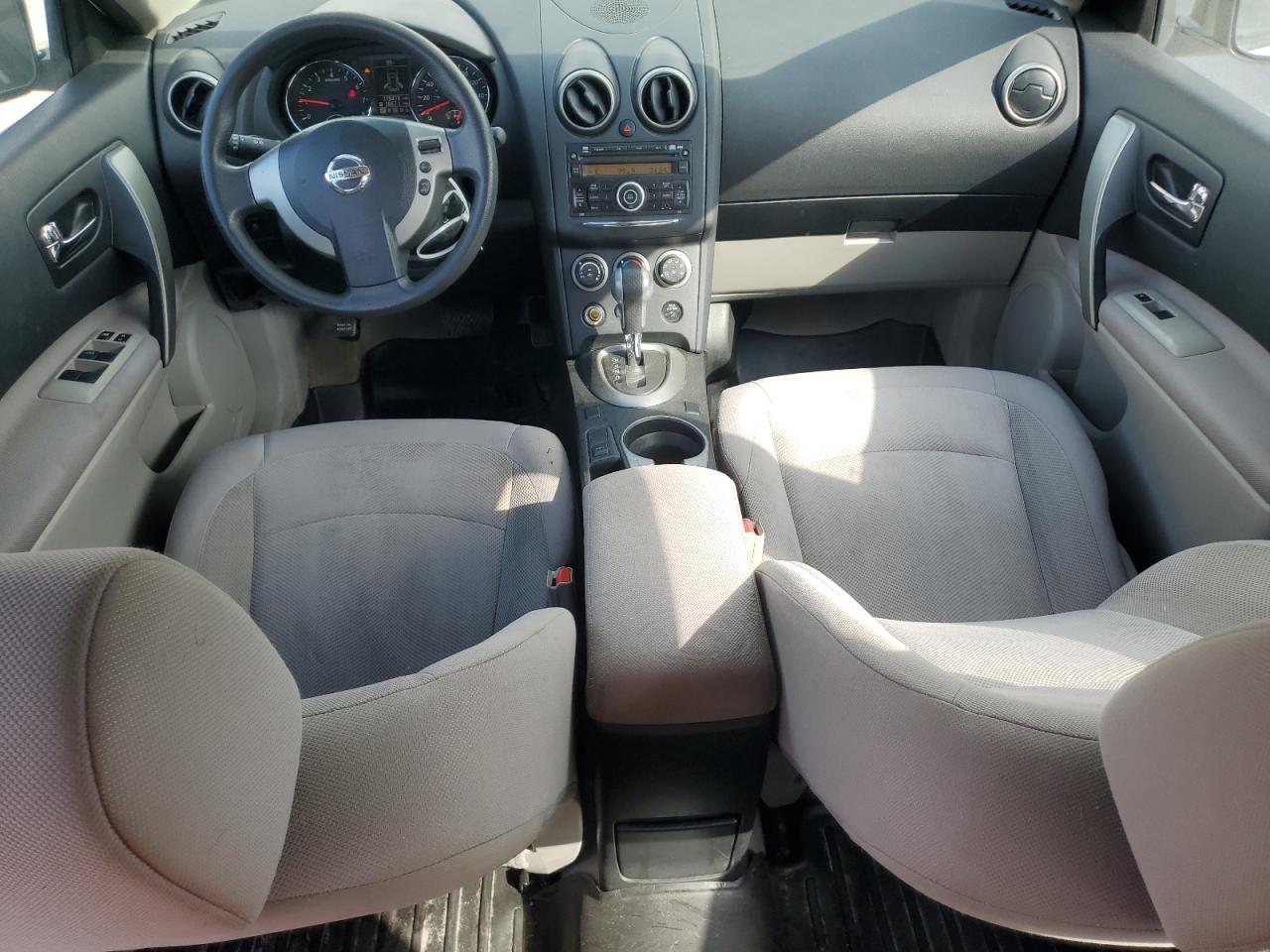 2013 Nissan Rogue - Image 8