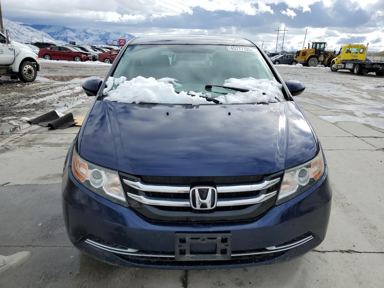 2015 Honda Odyssey - Image 5