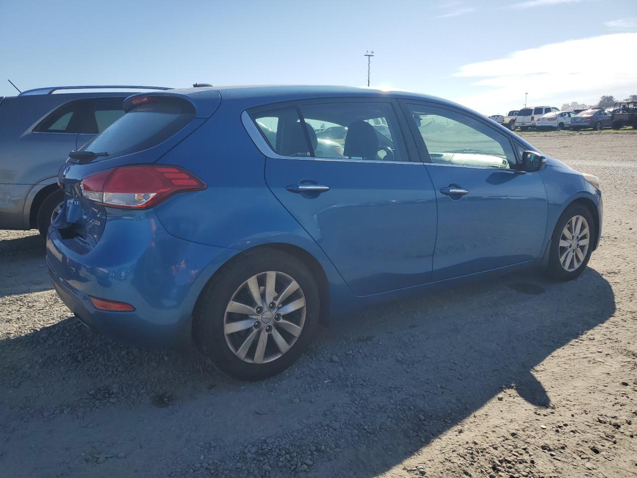 2015 Kia Forte - Image 3