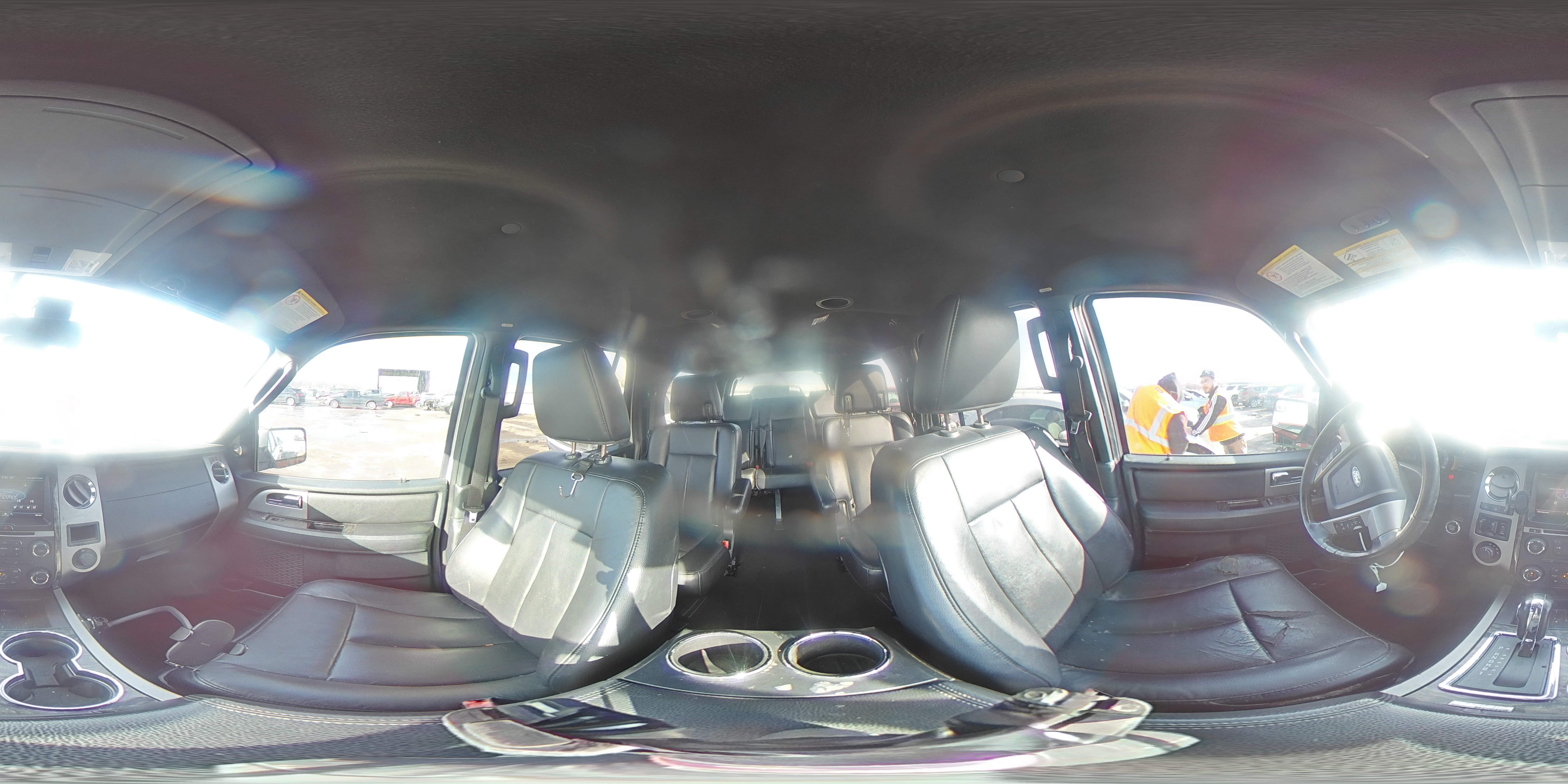 2015 Ford Expedition - Image 13