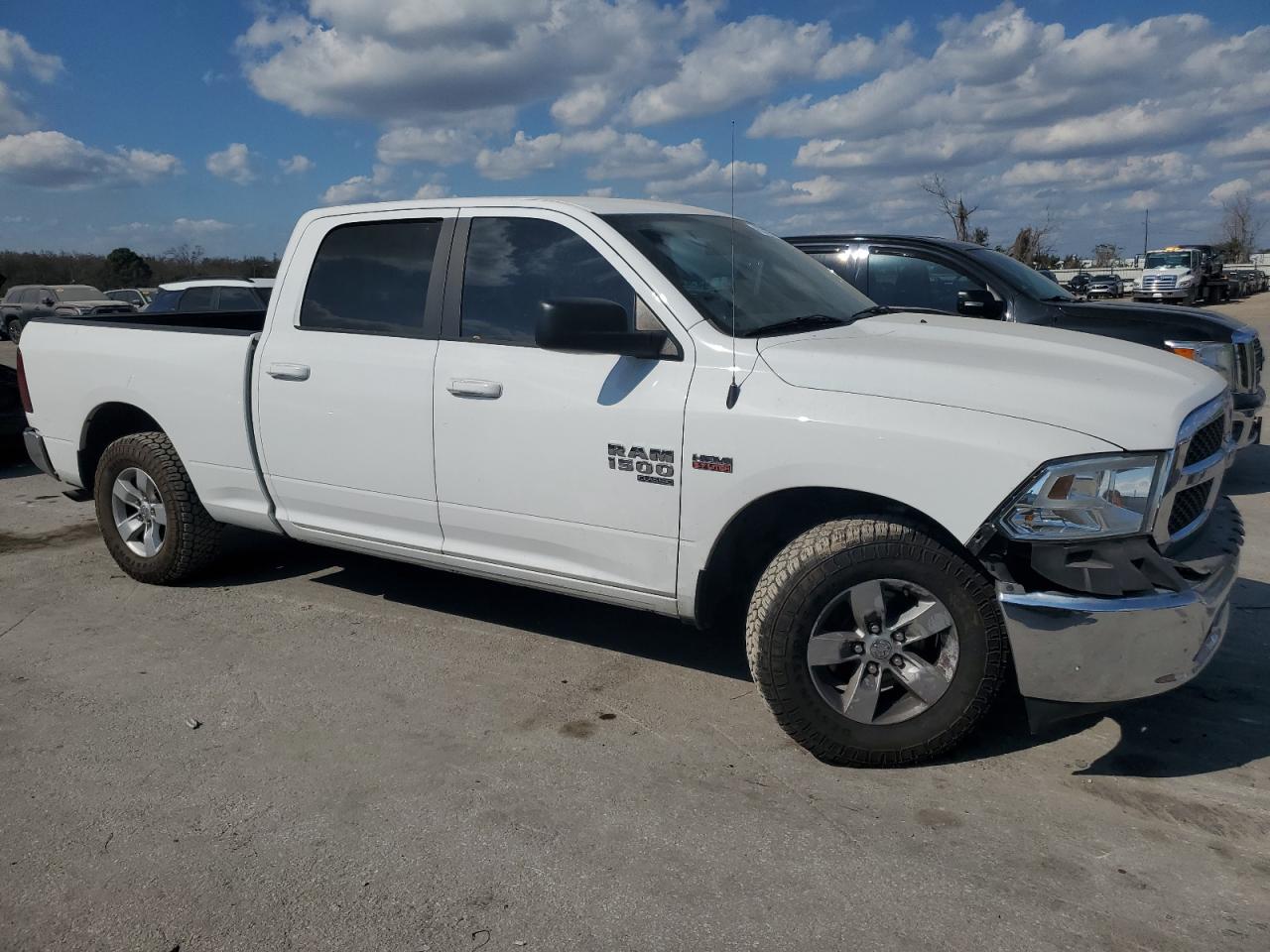 2019 RAM 1500 - Image 4