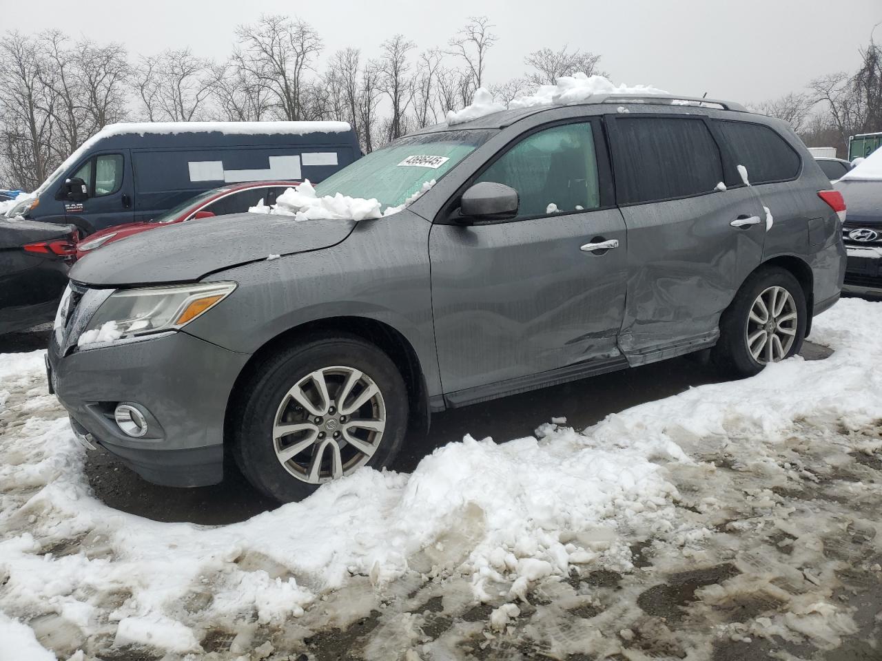 2015 Nissan Pathfinder - Image 1