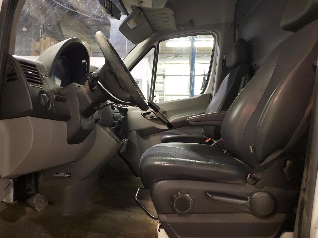 2017 Mercedes-Benz Sprinter - Image 7