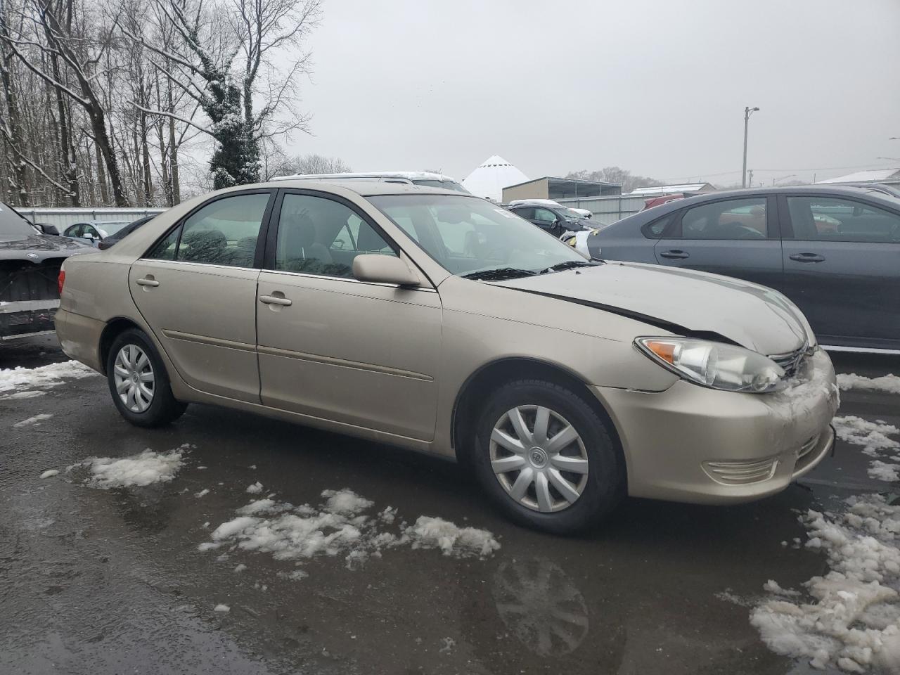 2005 Toyota Camry - Image 4